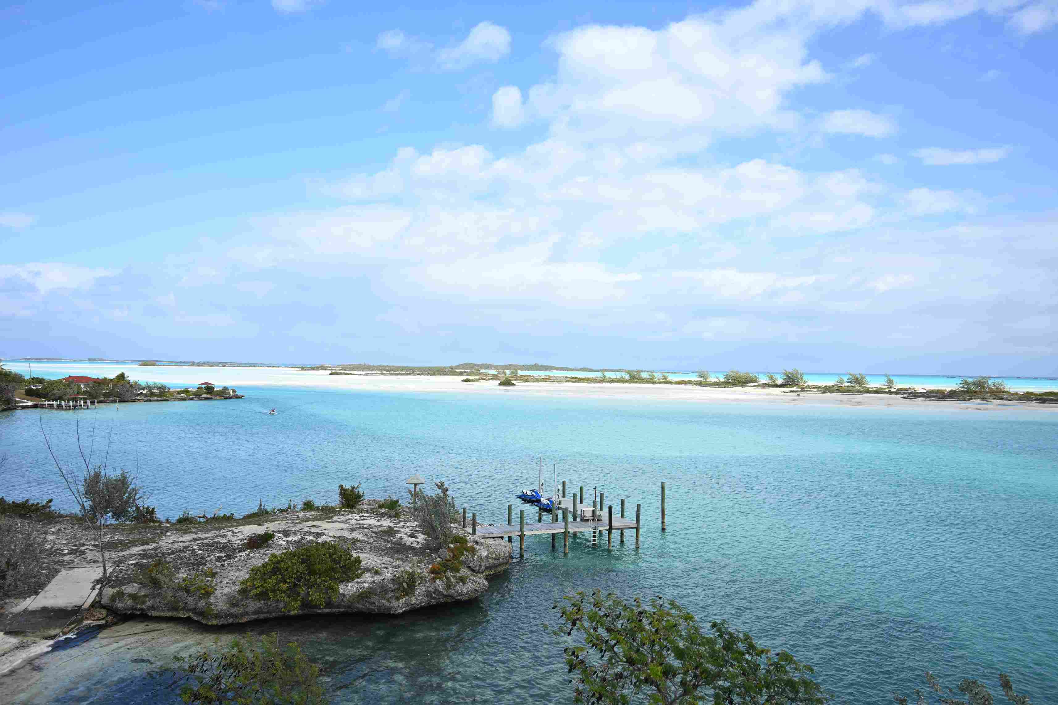 Luxury Villa Vacation in Exuma Bahamas – The Perfect Oceanfront Escape
